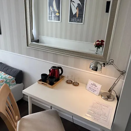 Happy8 Хостел *