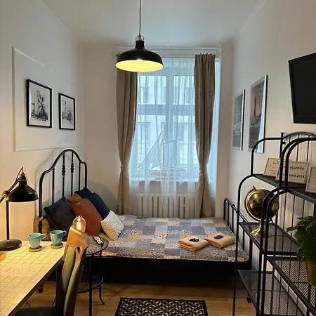 Хостел Happy8 *