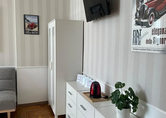 بيت شباب Happy8