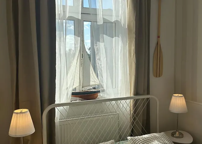 Happy8 * غدينيا