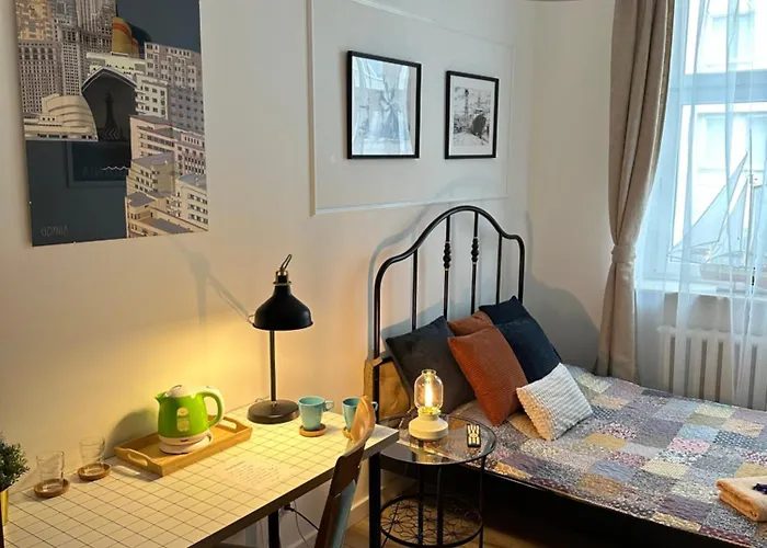 Happy8 بيت شباب غدينيا